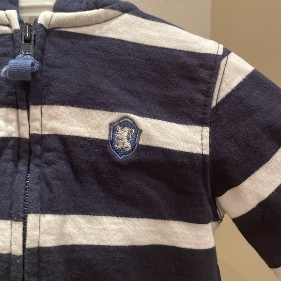 Joe Fresh baby hoodie - Picture 2 of 4